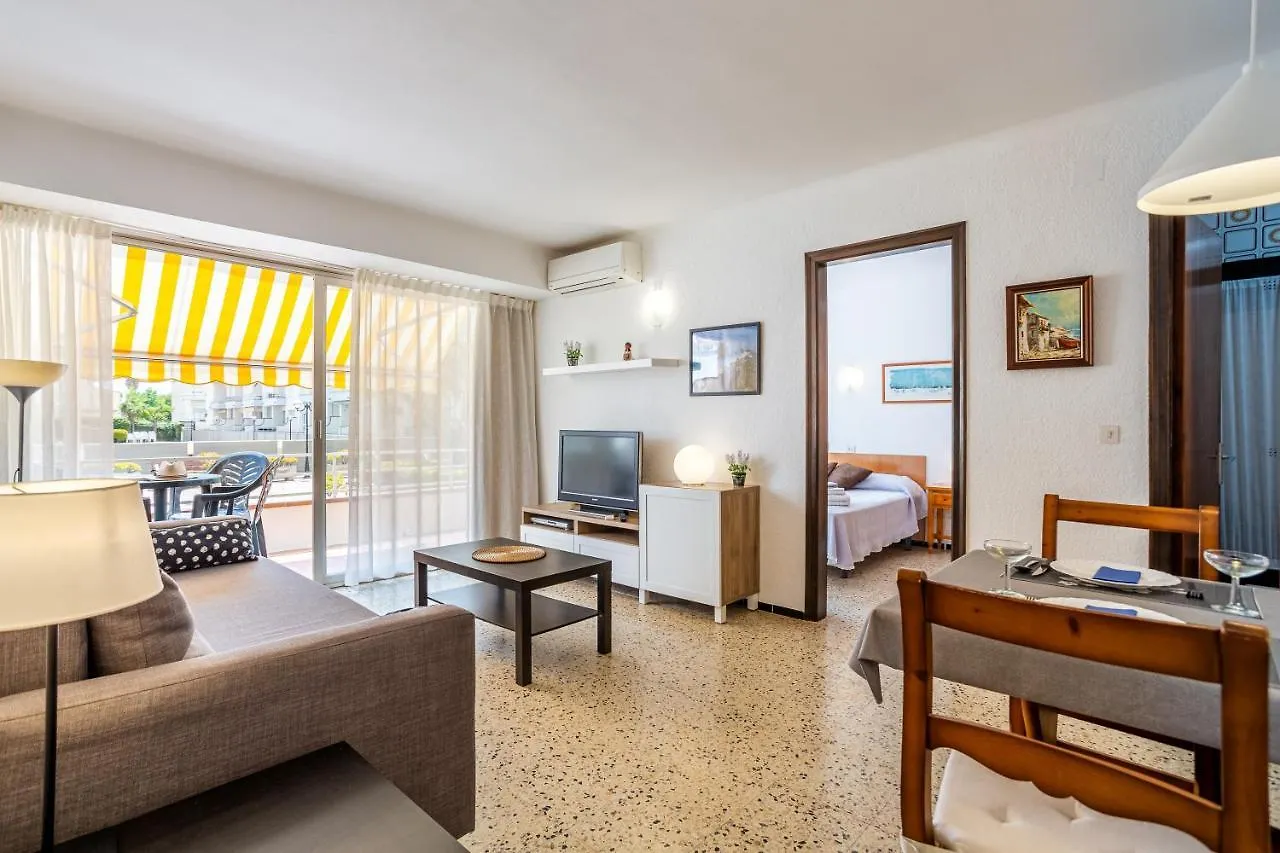 Omega 7 Apartman L'Estartit 0*,  Spanyolország